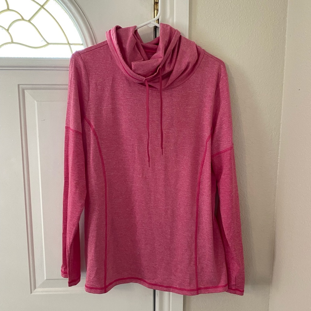 Danskin Now Hot Pink Pullover